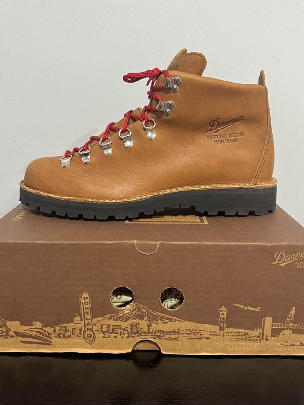 NEW !! Danner Mountain Light Men's Cascade Clovis 11.5 GORE-TEX Wide Width 31528 - Picture 3 of 9